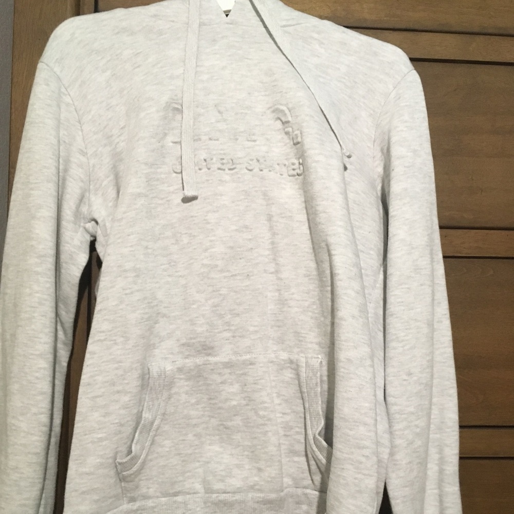 NYC Fitted Hoodie/ Cotton On